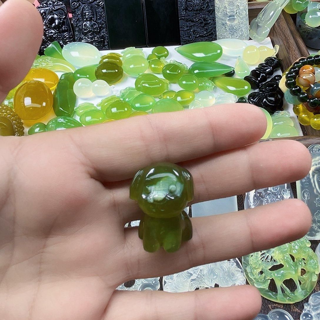 岫玉未镶嵌吊坠(不含链)