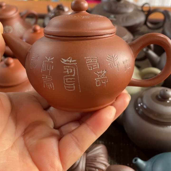 灵*?紫砂等产品远销欧洲各地