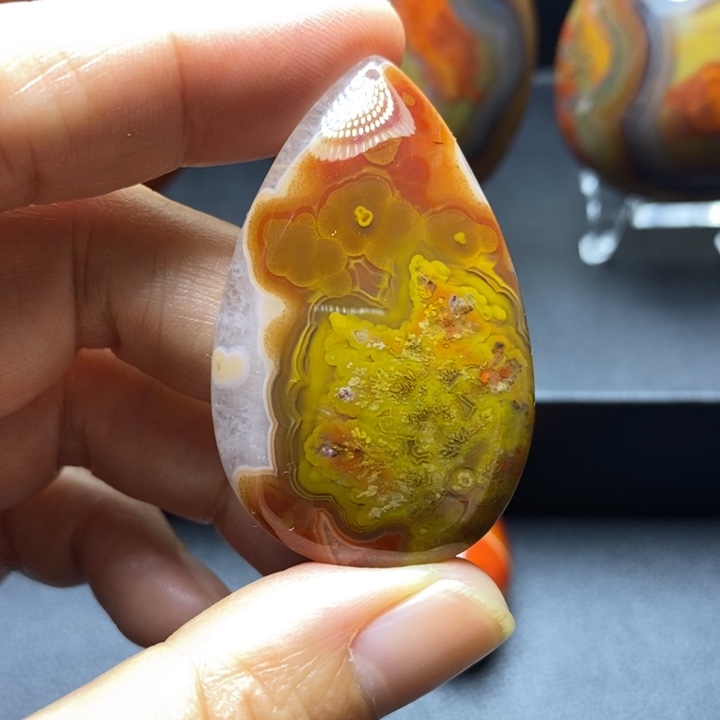 未镶嵌颈饰玛瑙/玉髓