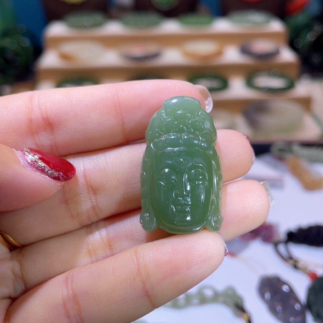 和田玉高品佛头吊坠未镶嵌