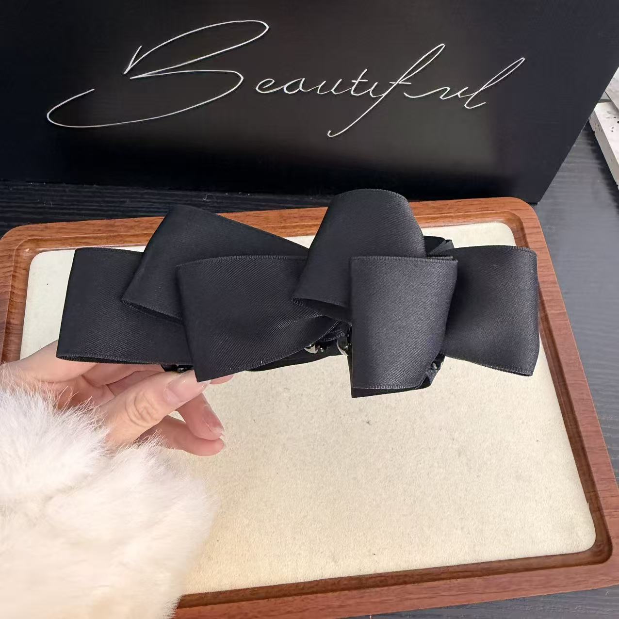 女香蕉夹发夹丸子头蝴蝶结发饰皮质黑色缎面可爱百搭