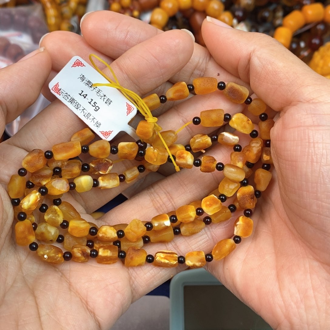 琥珀未镶嵌珠宝奇石