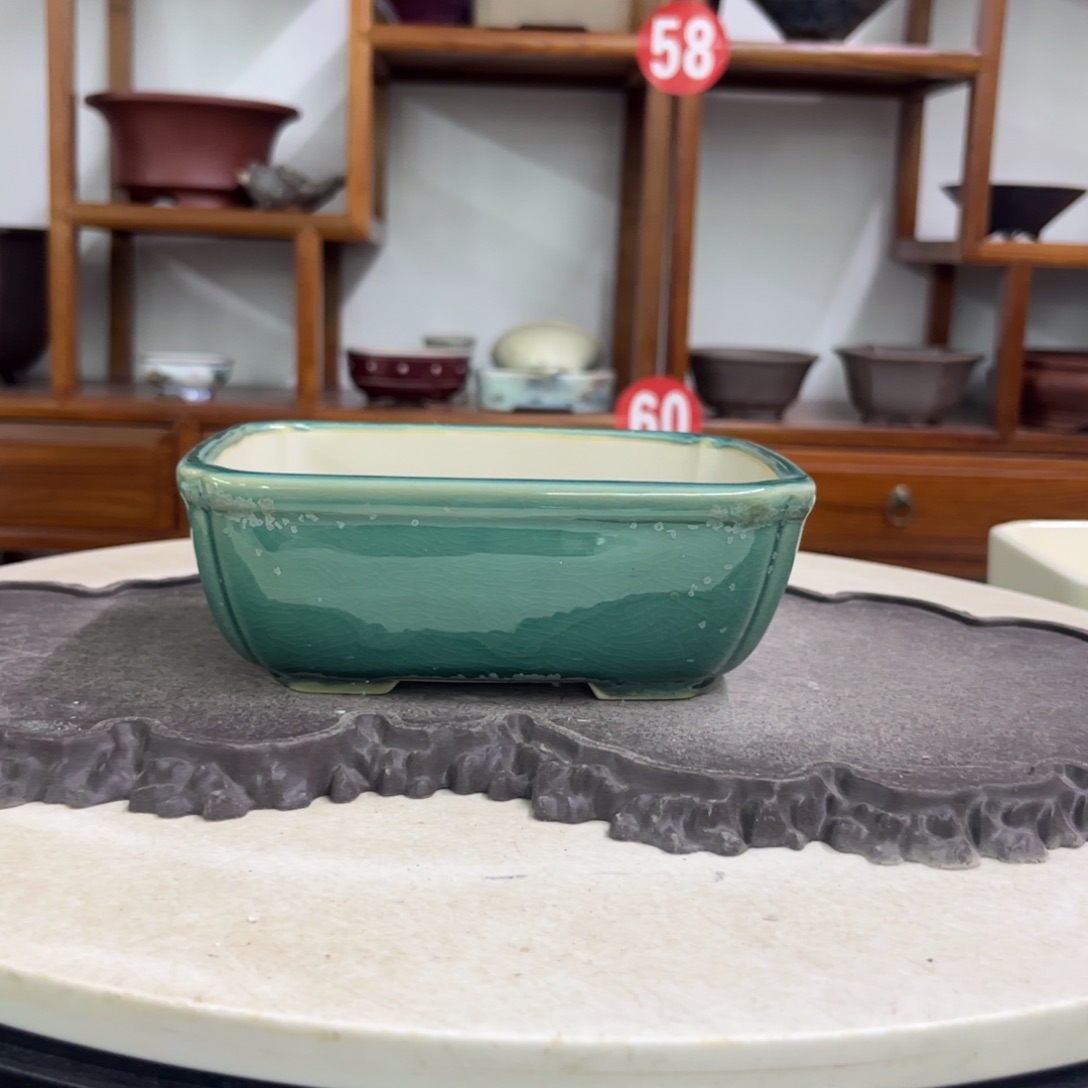 紫砂花盆瑕疵6-16-14。。。