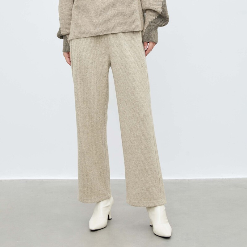 sdeer圣迪奥女装松紧抽绳插袋直筒针织长裤S23480801