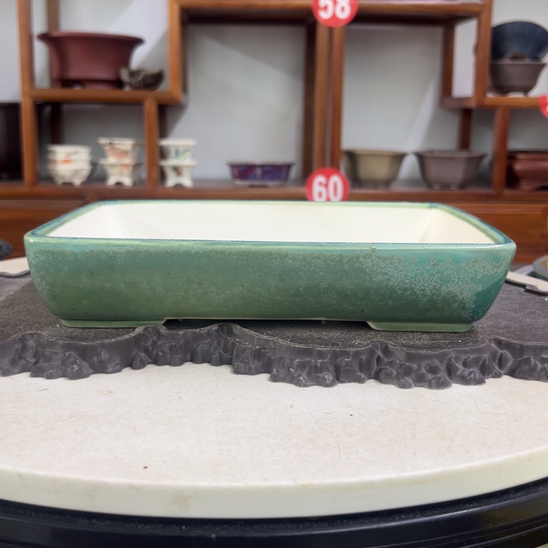 紫砂花盆瑕疵4.523-17.5。。