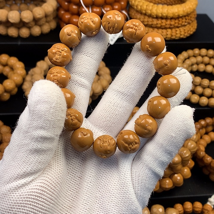 吕***成手串猴头核桃猴头