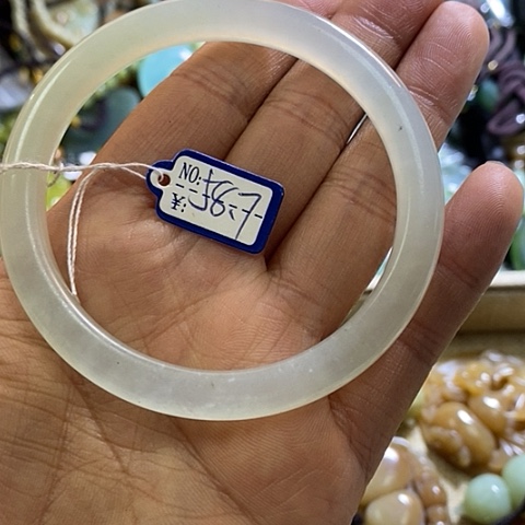 岫玉手镯未镶嵌58-59口径