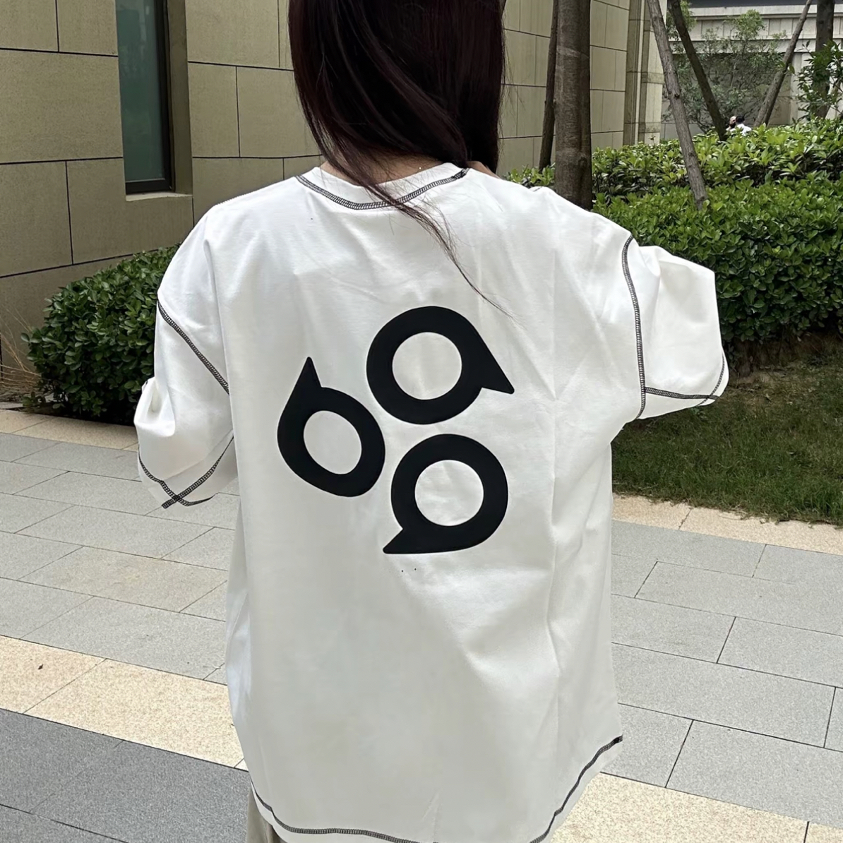 好特别的设计！好酷！科技面料基础logo哈苏线短袖 男女同款（微瑕）