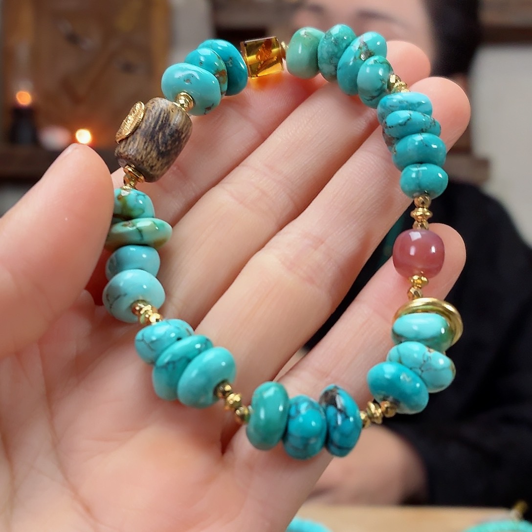 未镶嵌绿松石珠宝奇石