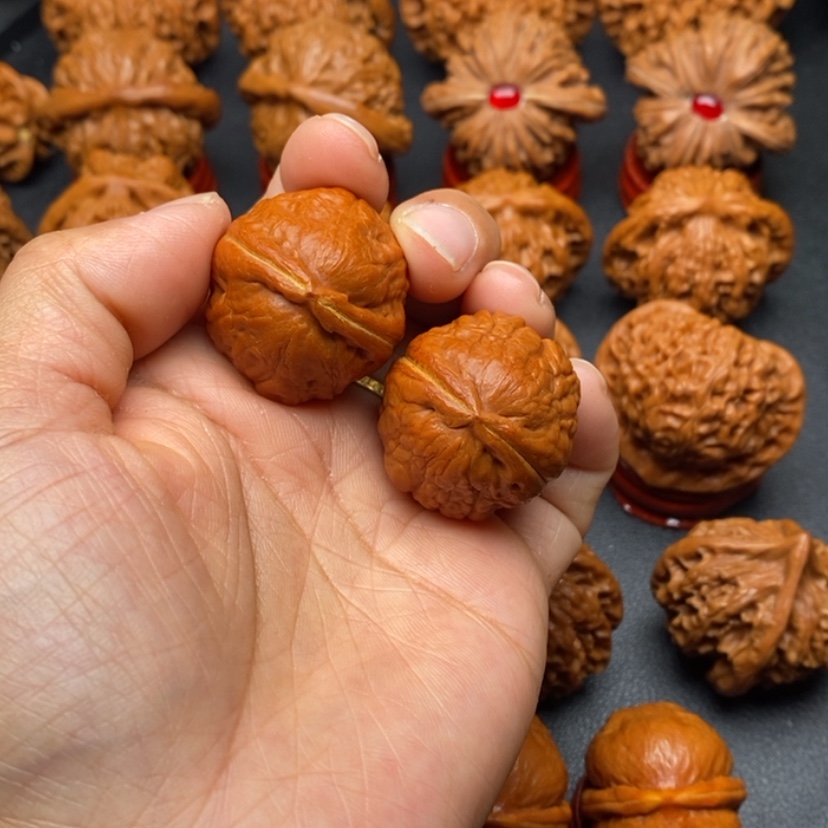 【闪购商品】文玩核桃把件玉玺