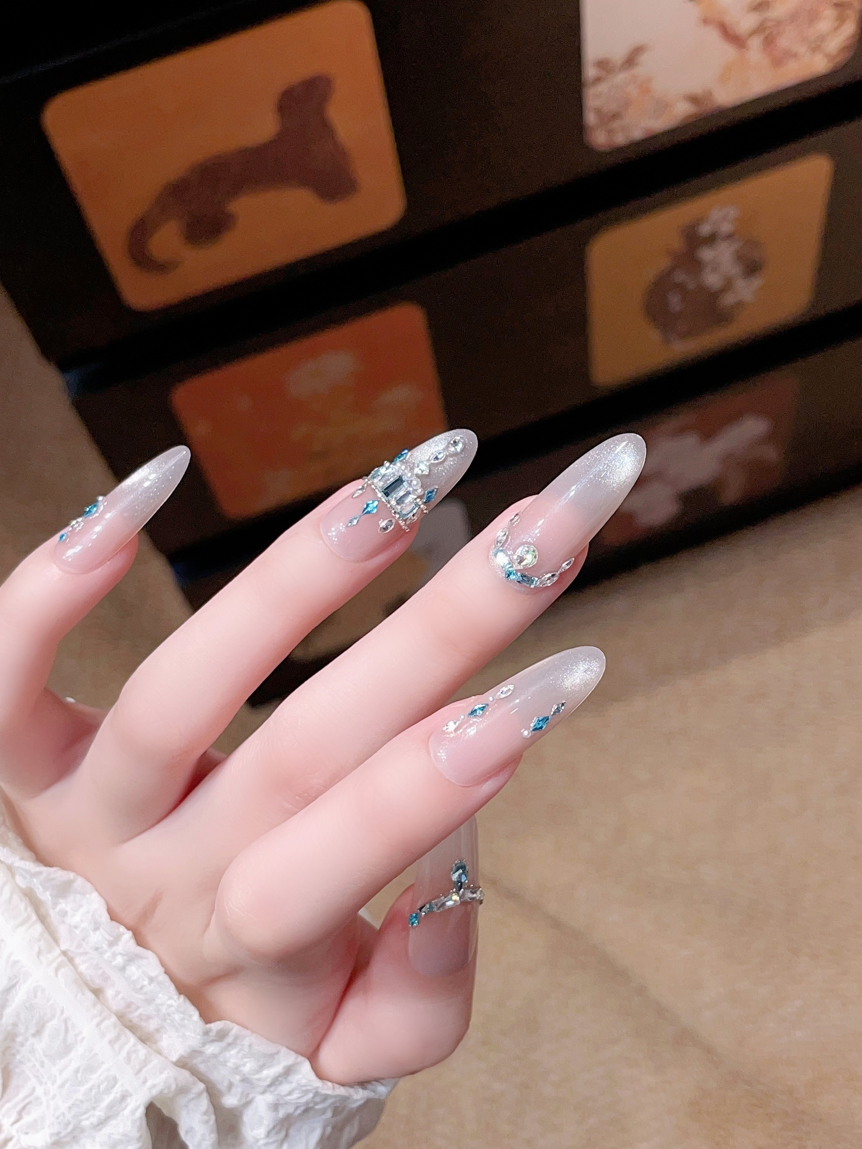 栗栗吉LILI【冰雪奇缘】拼钻重工锆石气质优雅显白手工穿戴甲A77