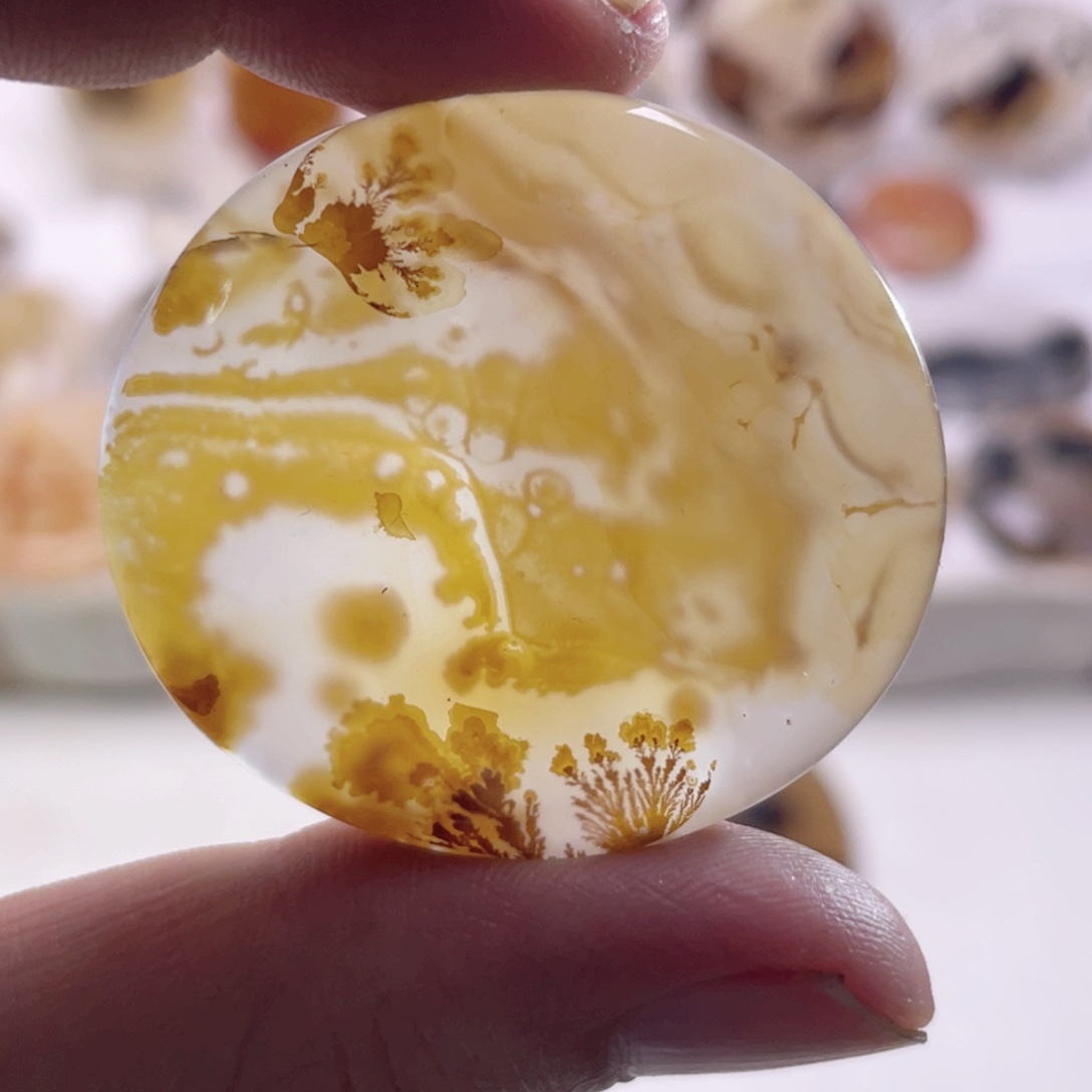 玛瑙/玉髓未镶嵌珠宝奇石