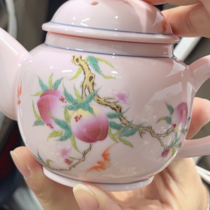 景德镇陶瓷协会常务秘书等