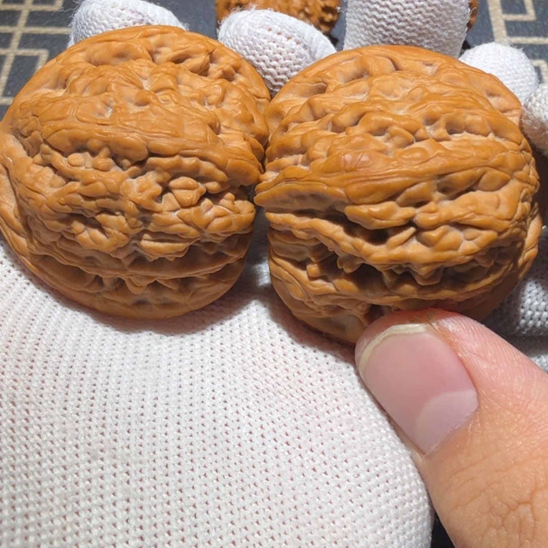 一***顺文玩核桃把件虎头王