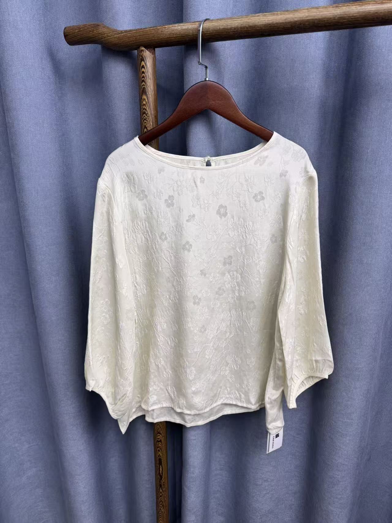 （瑕疵）夏季新款休闲时尚圆领桑蚕丝七分袖上衣女T088