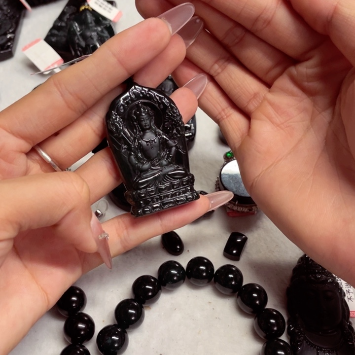 颈饰未镶嵌翡翠唯*