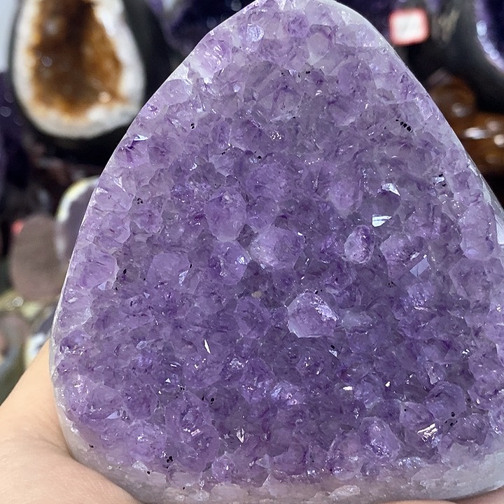 未镶嵌水晶大型摆件（非配饰）