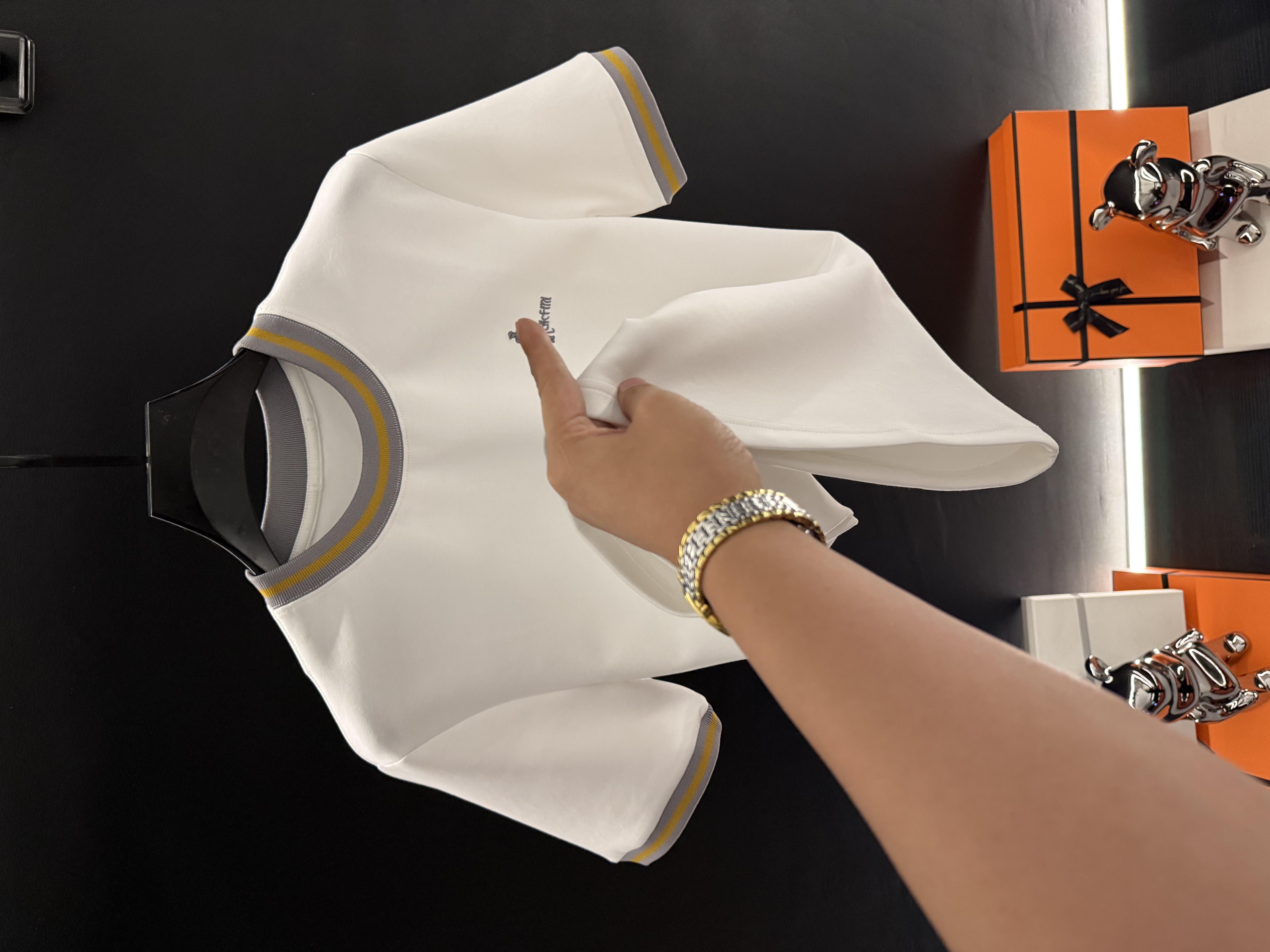 男士时尚轻奢圆领短袖T恤百搭秋冬刺绣休闲爆款潮流半袖【KL】