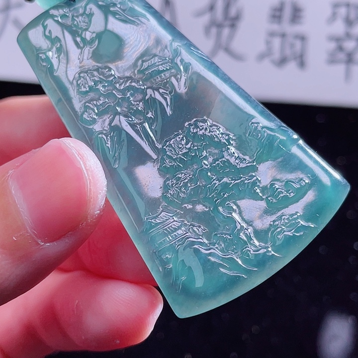 翡翠颈饰未镶嵌99999999999