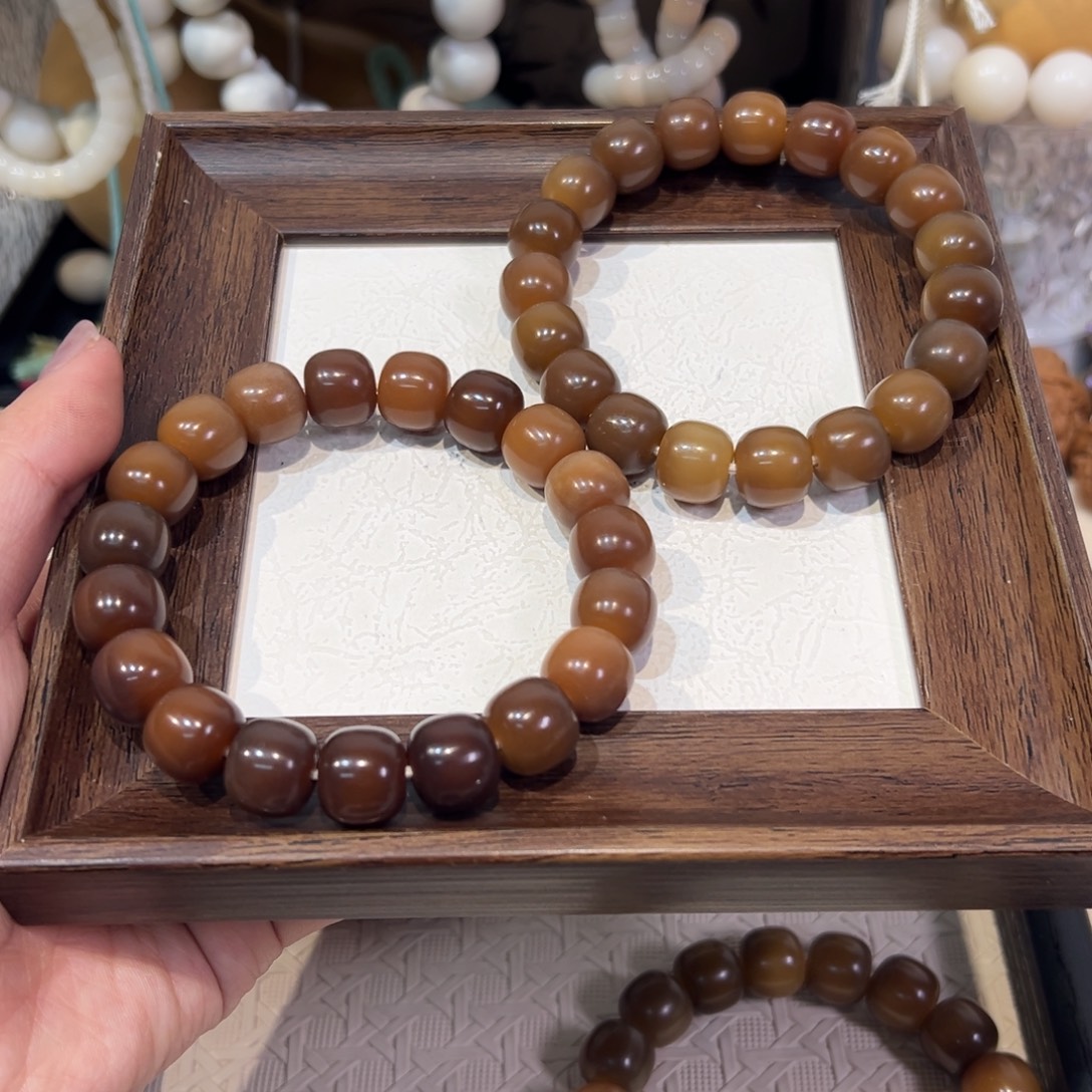 菩提根/象牙果吊坠果子狸卡13.8微瑕