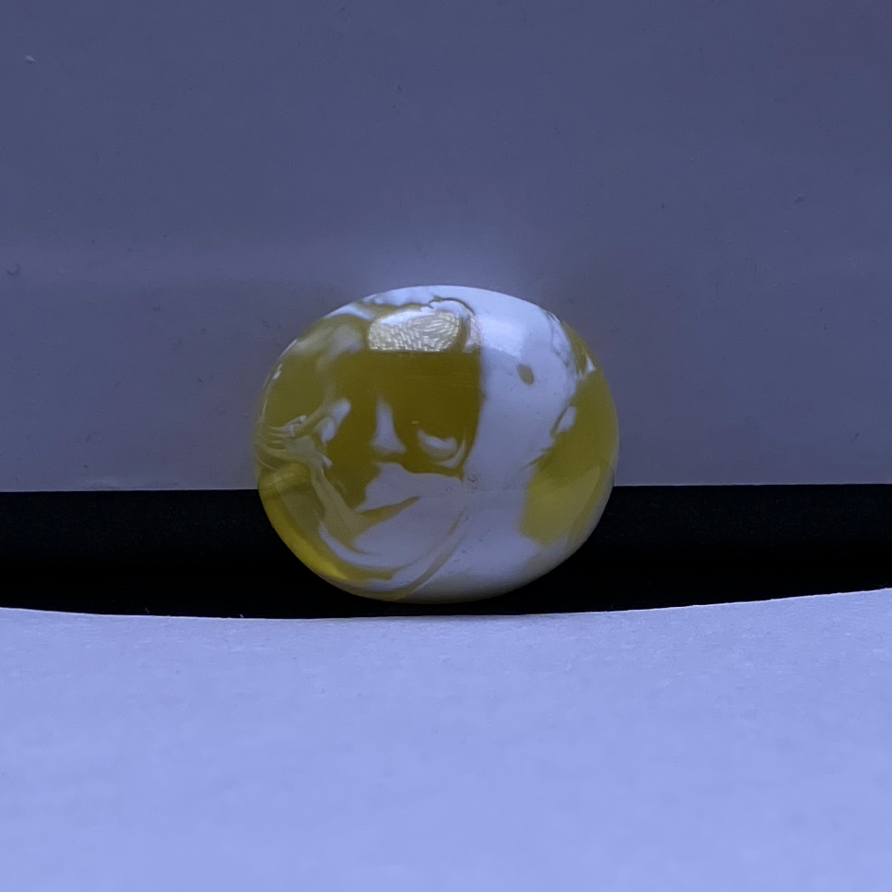 琥珀蜜蜡金漆白溶洞界面吊坠两用配饰16.1mm
