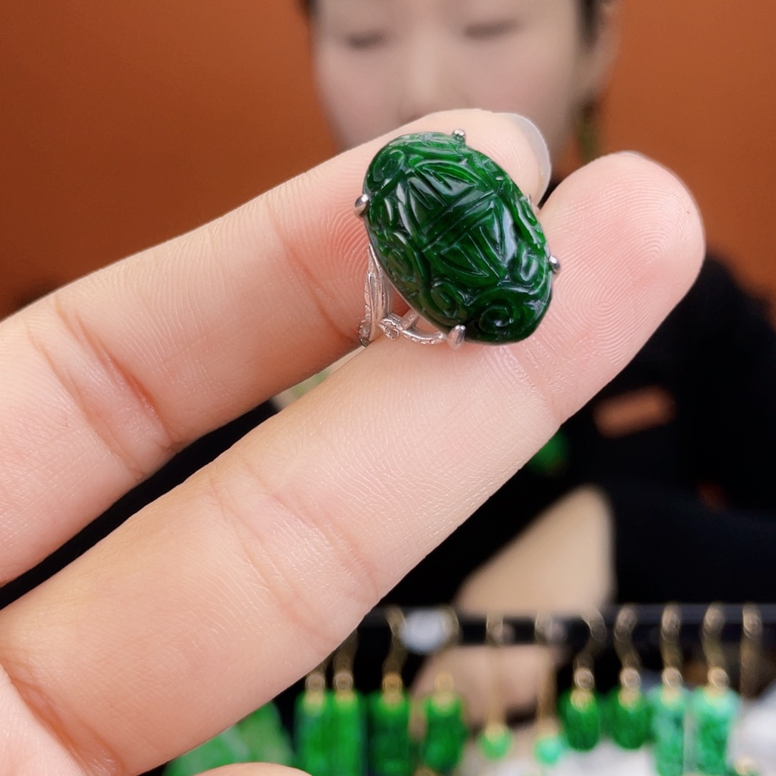 翡翠银S925镶嵌耳饰