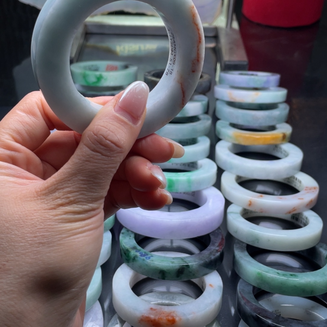 定制翡翠未镶嵌翡翠