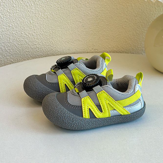 儿童旋转扣运动鞋2025秋季新款男女童跑步鞋包头防踢帆布宝宝鞋