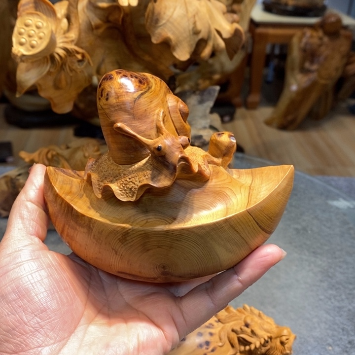 柏木（崖柏）留疤蜗牛