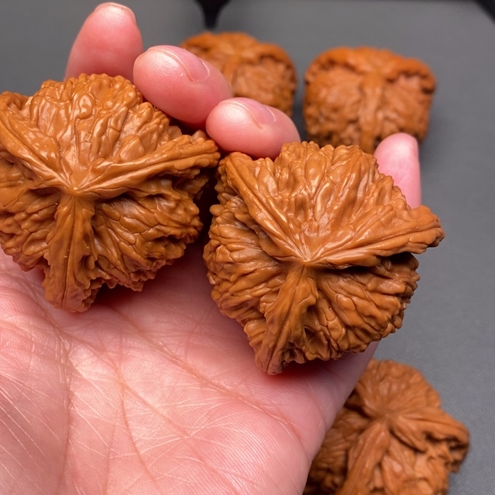 往***。木质类核桃核桃核桃