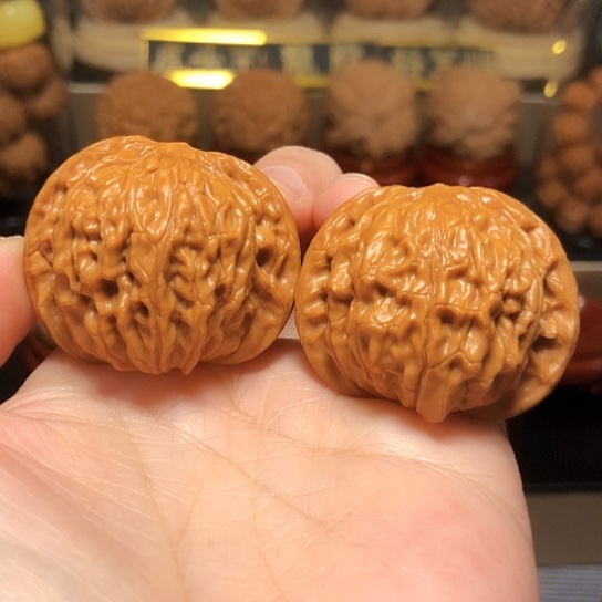 老树山地红皮石子磨