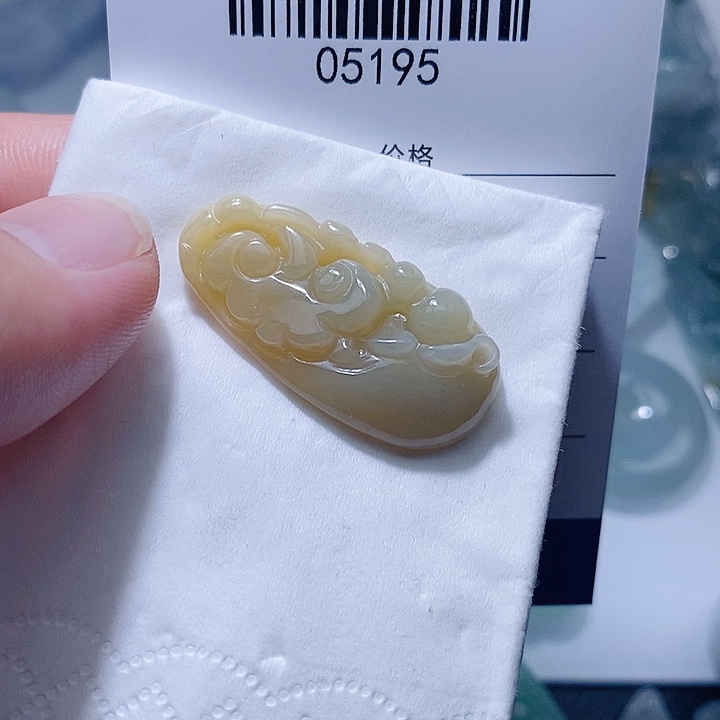 翡翠未镶嵌颈饰天光墟翡翠市场现金代购