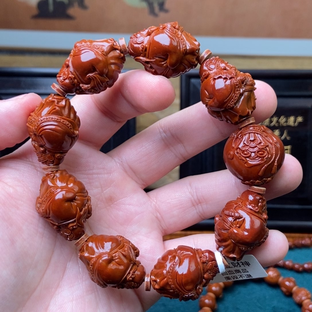 手串橄榄核站立财神