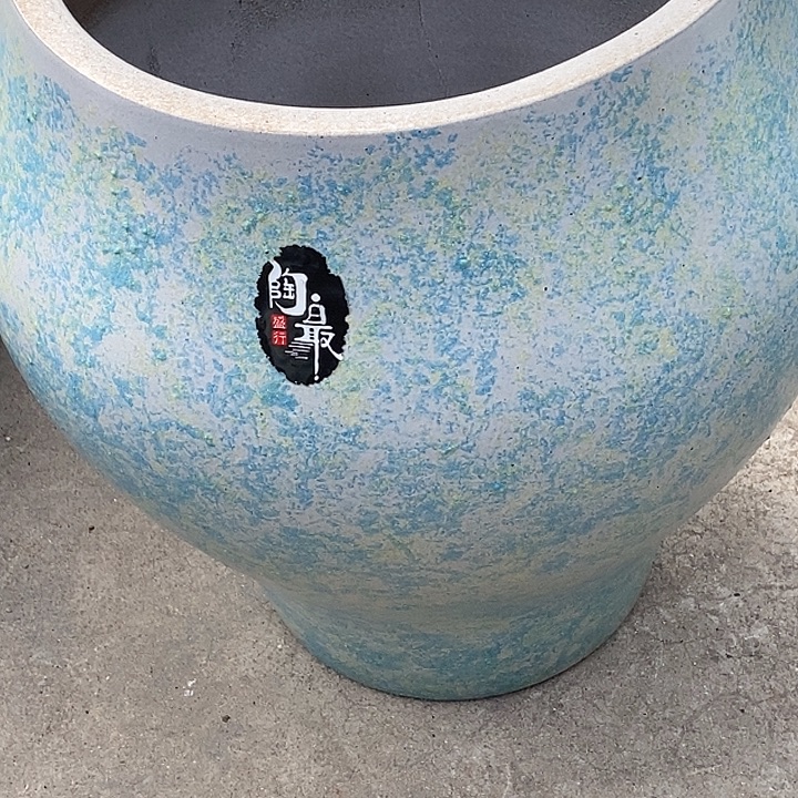 紫砂花盆口28.5高度39瑕疵