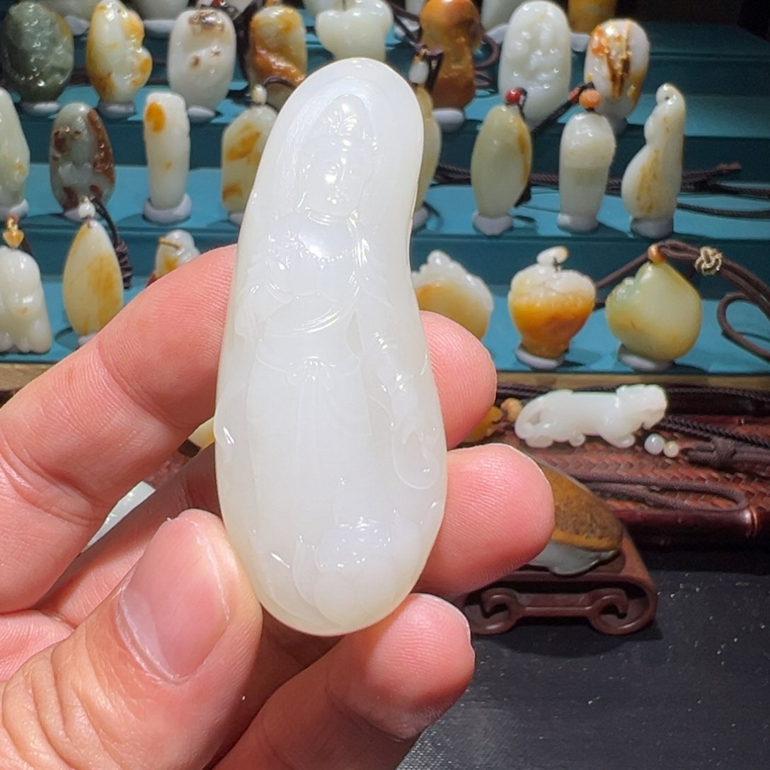 颈饰未镶嵌和田玉（子料）夏*生