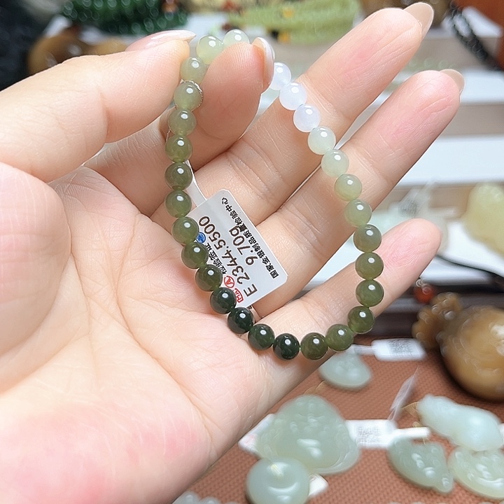 和田玉（糖玉）未镶嵌手链