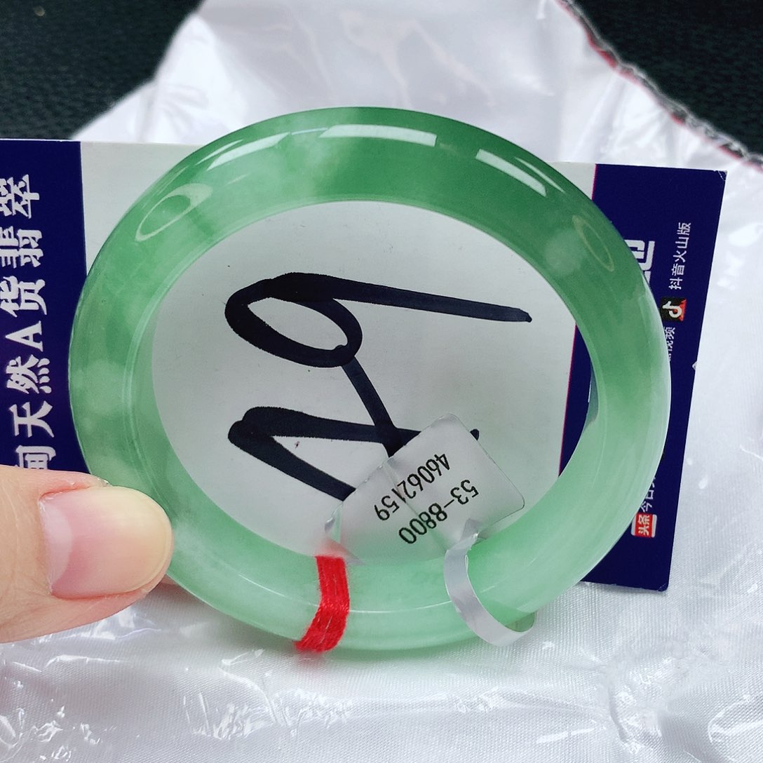 翡翠手镯未镶嵌缅甸天然A货翡翠