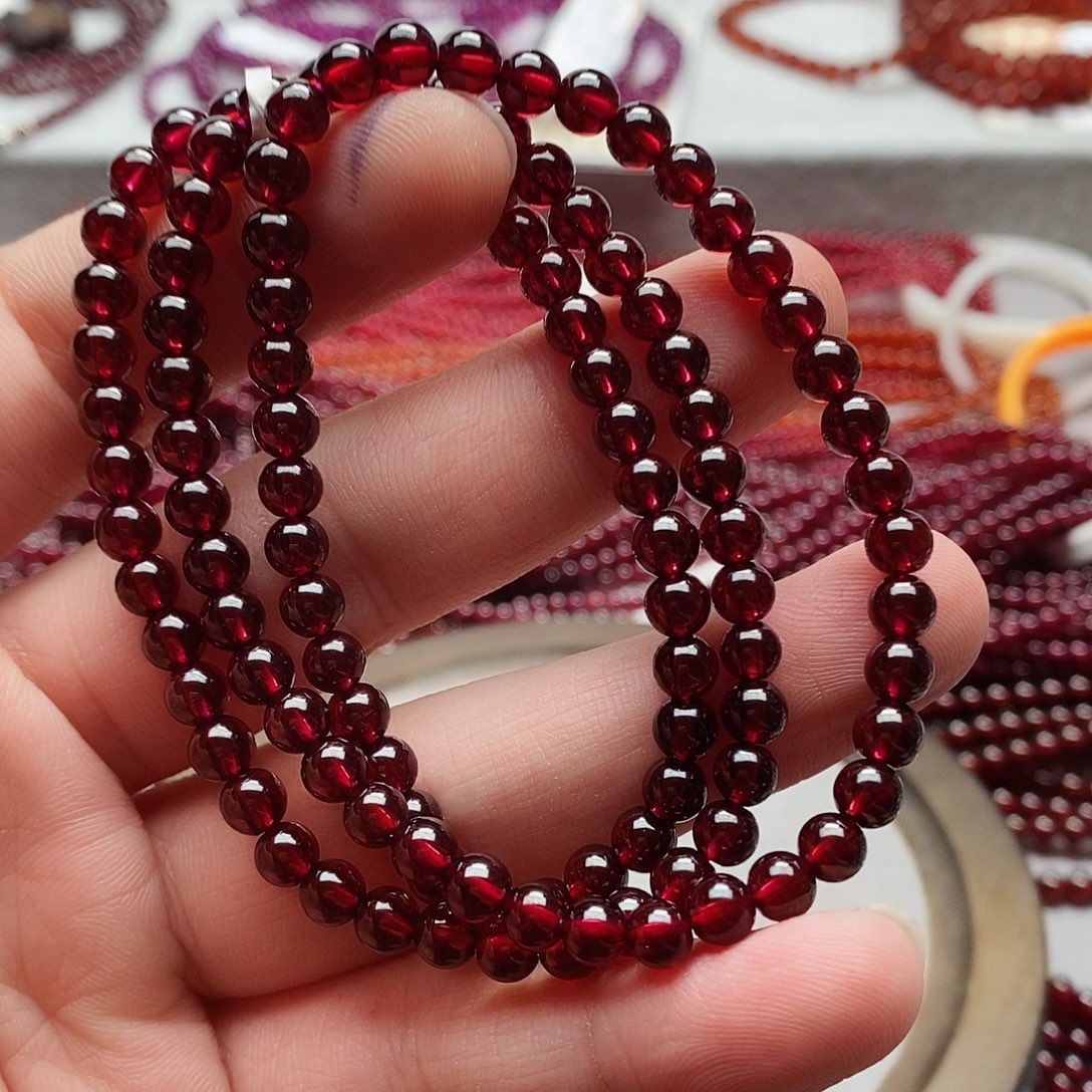 手链未镶嵌石榴石5.3mm老矿酒红天花板三圈