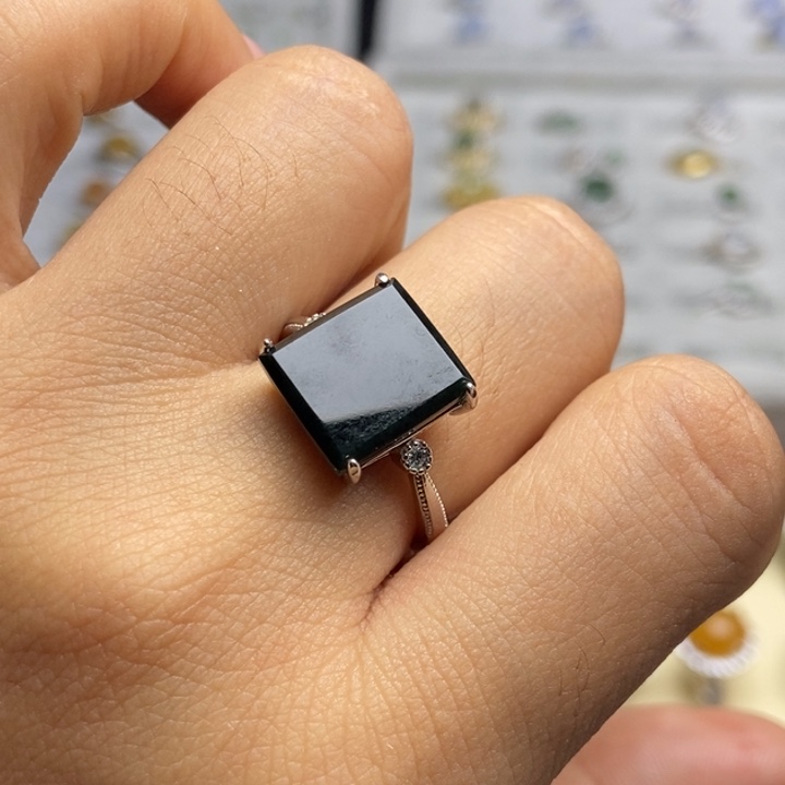 翡翠戒指银S925镶嵌戒指