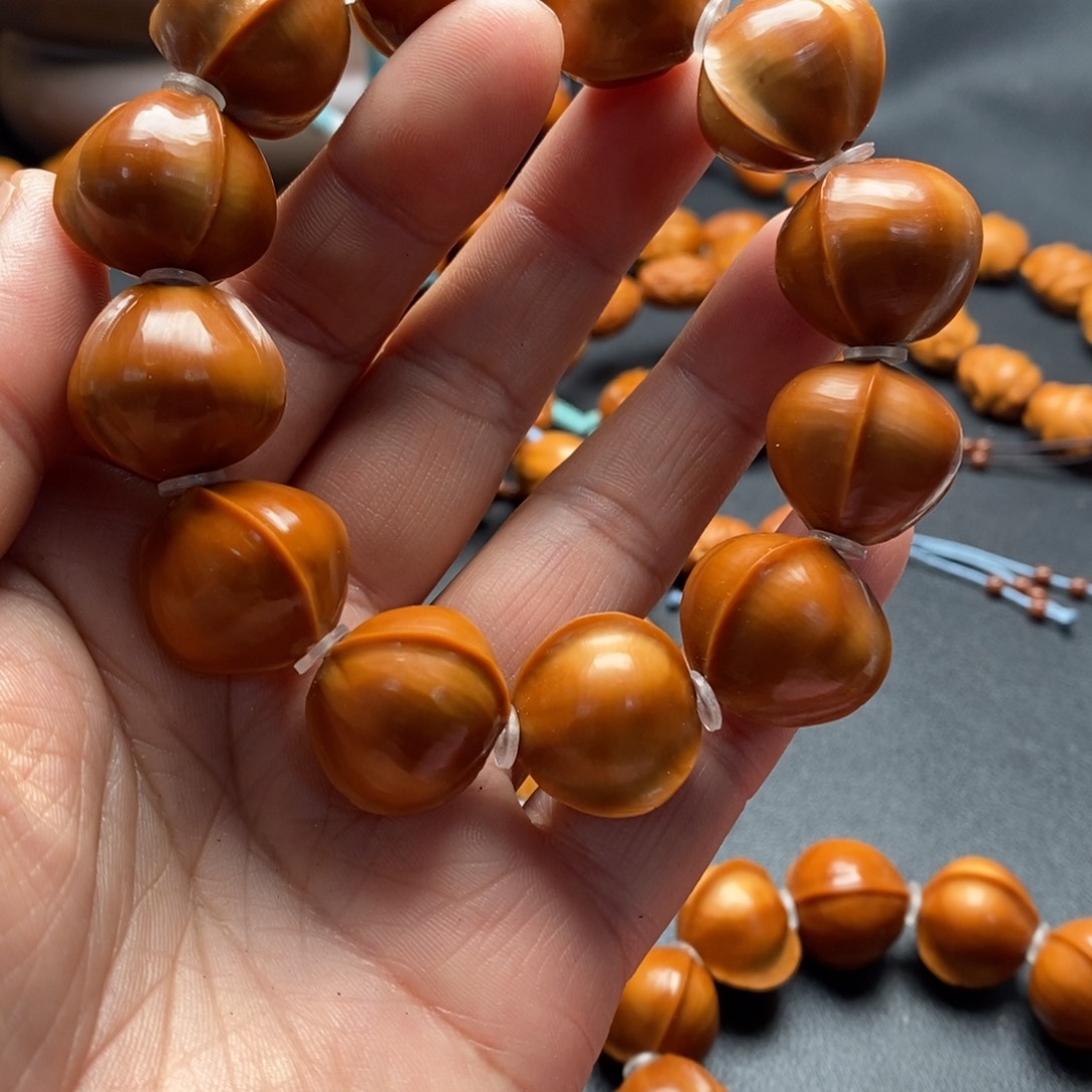 吊坠橄榄核张**。橄榄核1.9