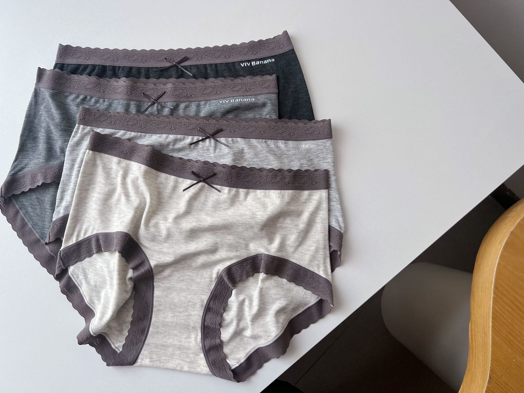 法式高弹撞色极简舒适女士短裤  606135333