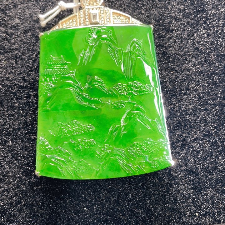 翡翠颈饰未镶嵌黎*闯67，
