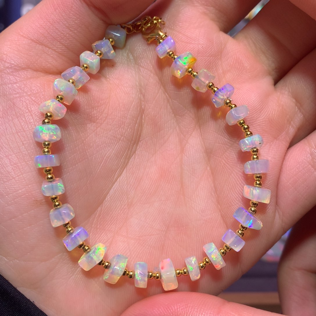 银S925镶嵌欧泊手链款式