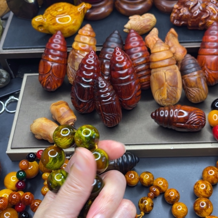 大叶紫檀（黑酸枝木类）雷击木琥珀木水墨花手串2223333