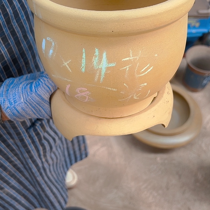 紫砂艺术学院美术