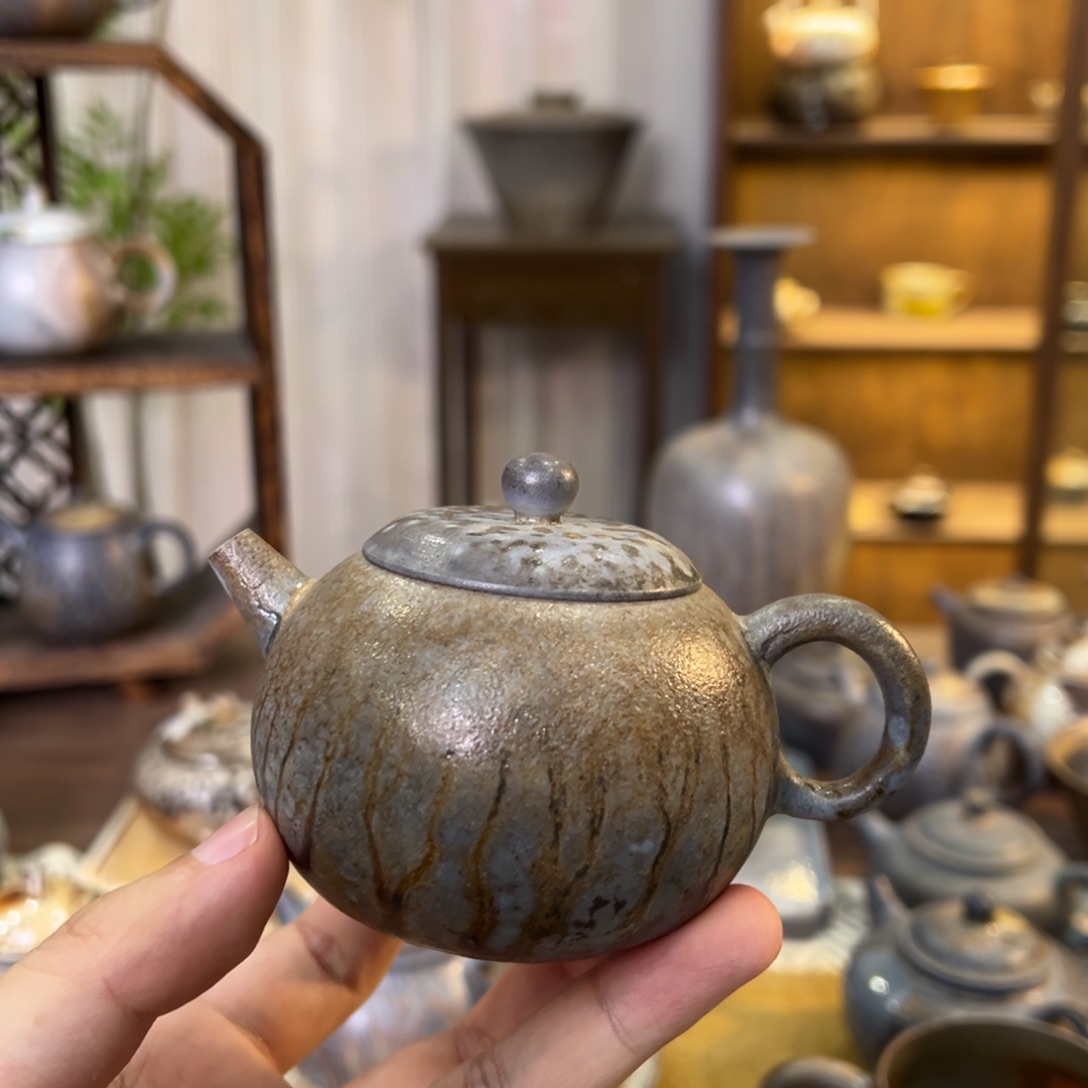 不染柴烧精品手工壶