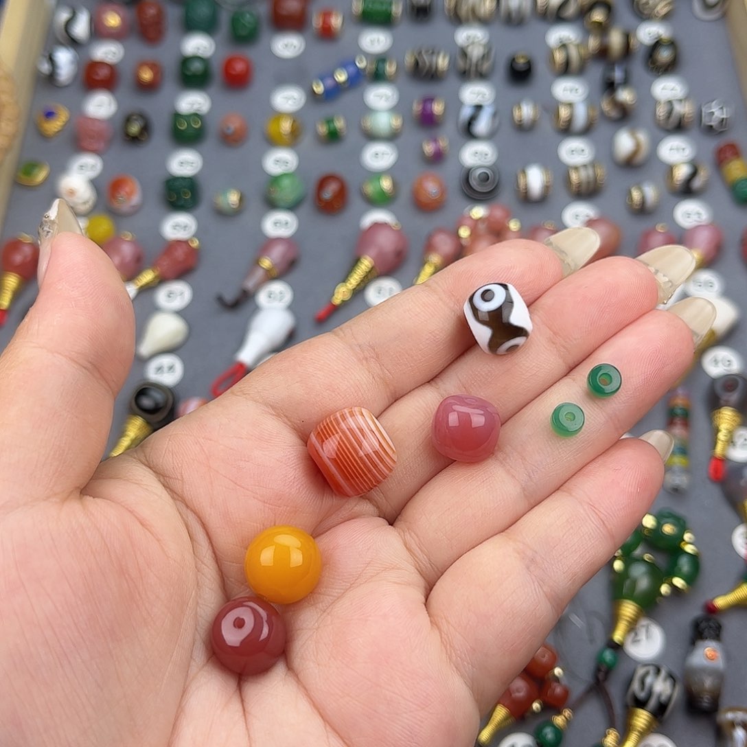 玛瑙/玉髓饰品未镶嵌M***T