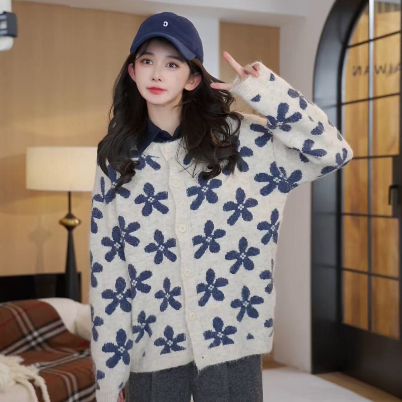 余紫绮【碎冰花】宽松型提花花朵休闲风厚款针织毛衣YZ2677092