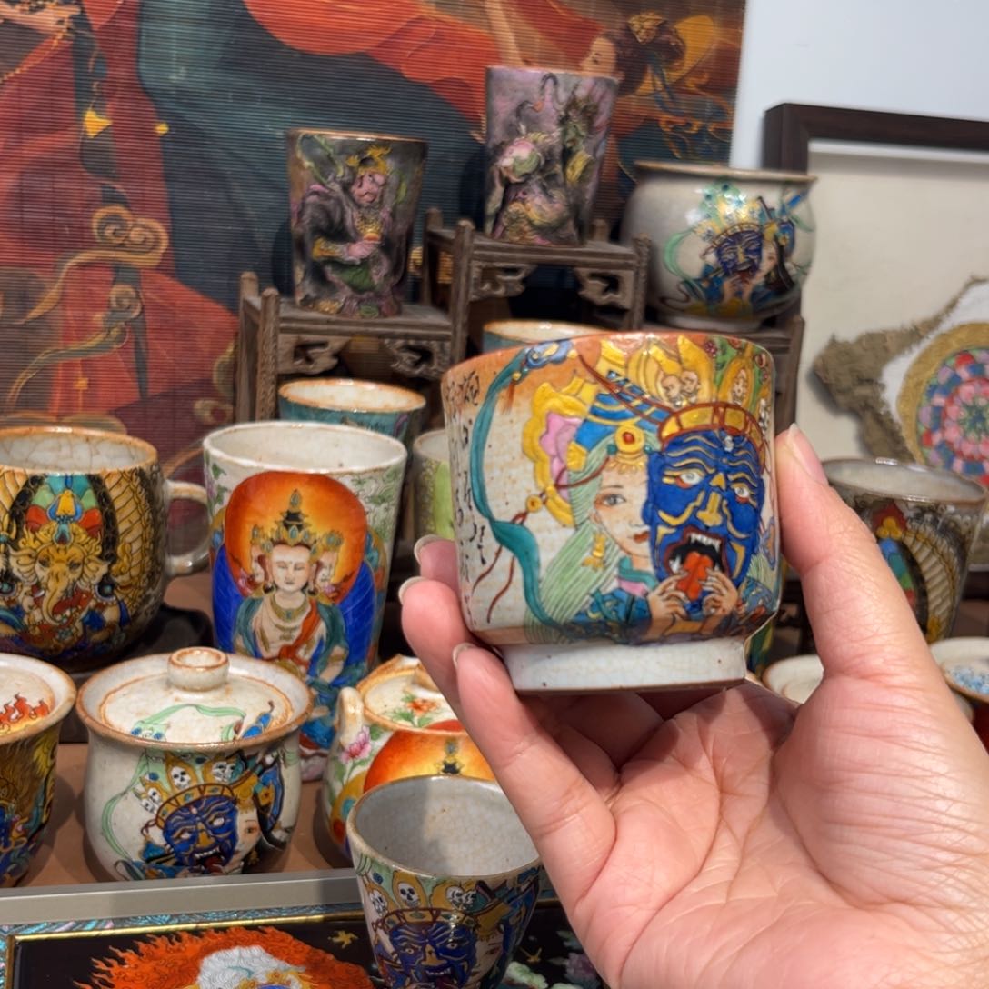 手工手绘扎基拉姆茶杯