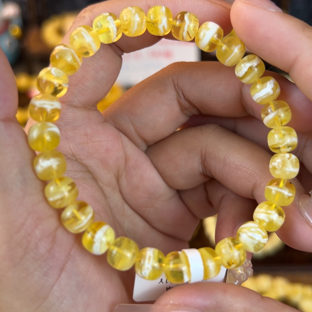 琥珀裸石未镶嵌jjjjnnnmm